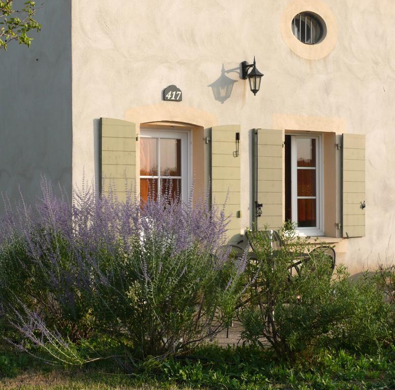 Residence Jasses De Camargue Галларг-ле-Монтюё Экстерьер фото